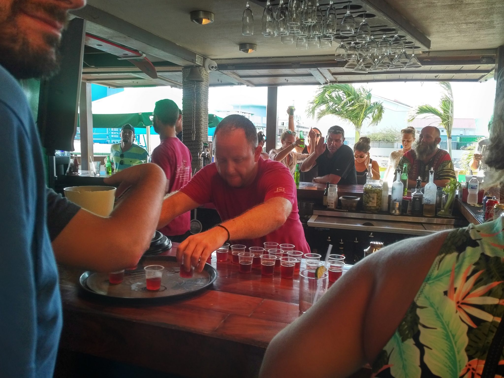 sint maarten yacht club happy hour